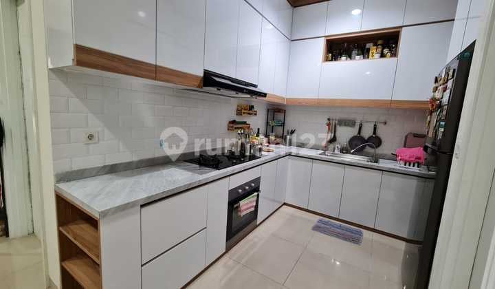 Rumah Gading Serpong Rapi Siap Huni