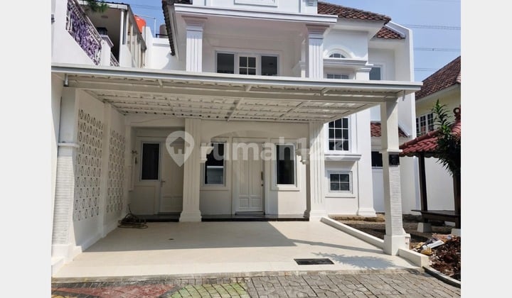 Rumah Siap Huni di Cluster yang Nyaman dan Tertata Rapi Di Legenda Wisata Cibubur (ULP-398)