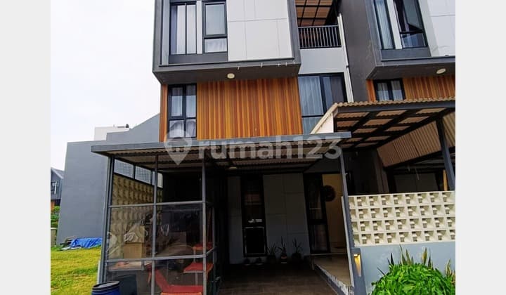 KOTA WISATA - Rumah Mezanine di Jual Segera !!! (ULP009)