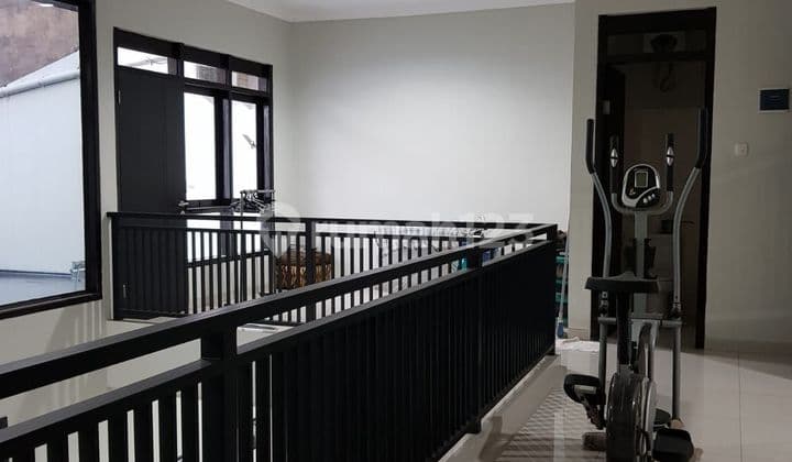 Rumah Deket Plaza Araya, Rs Persada, Golf & Club House Malang