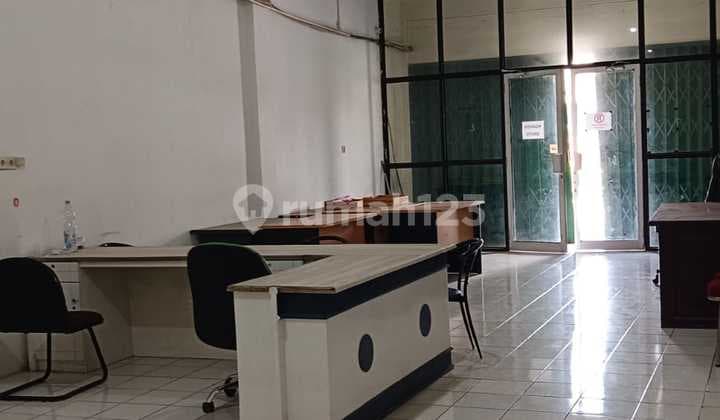 Dijual Ruko Lokasi Ramai di Jl. Supriyadi Semarang