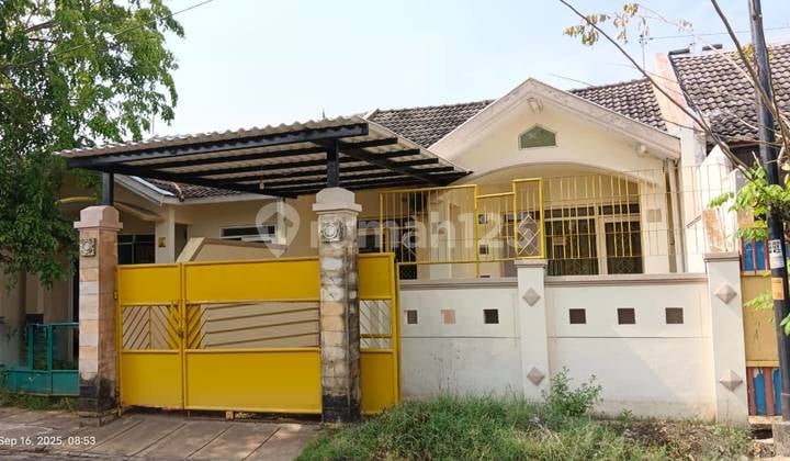 Disewakan Rumah Lokasi Strategis di Taman Marina Semarang