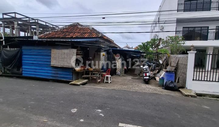 Land for Sale with Bonus of 4.8 Are Boarding House Building Near Tukad Badung Main Road