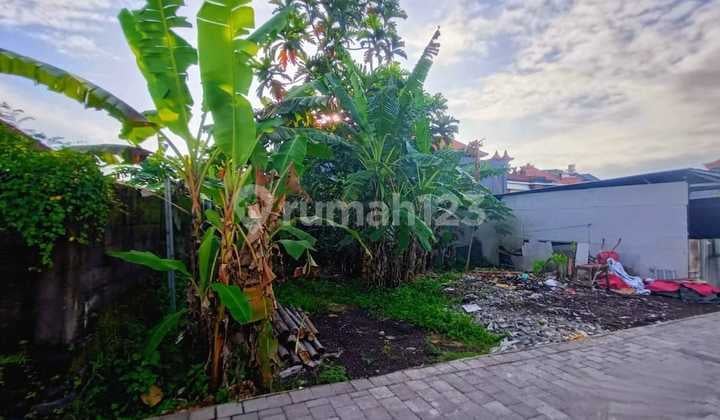 Tanah Dijual Kontur Datar Lokasi Jalan Trenggana Penatih Denpasar Timur