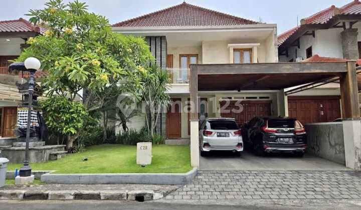Dijual Rumah Mewah Terawat Full Furniture Vinoti Living di Perumahan Elite Denpasar Perumahan Teras Ayung Denpasar Timur