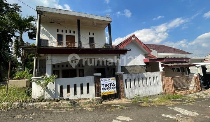 Rumah 2 Lantai Siap Huni SHM Dalam Perumahan di Cilodong