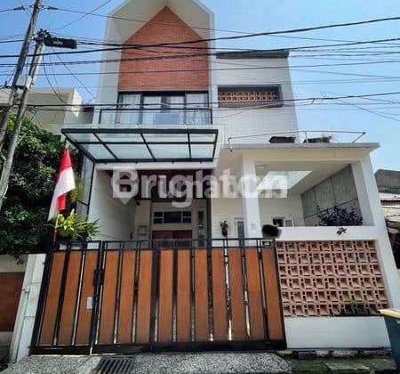 Rumah Cantik Konsep Scandinavian di Pondok Bambu Jakarta Timur