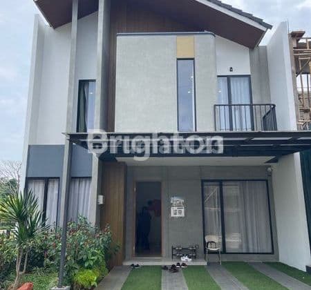 RUMAH MEWAH LOKASI STRATEGIS DEKAT TOL JORR & CBD SIMATUPANG DI JAKARTA TIMUR