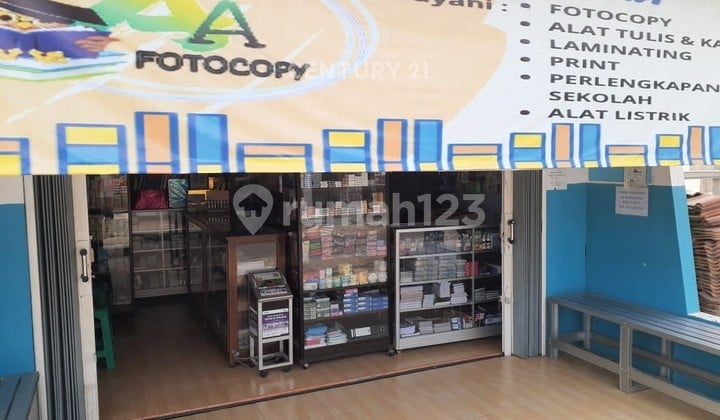 Hunian Jalan Utama Bonus Toko Fotocopy Kp Kiara