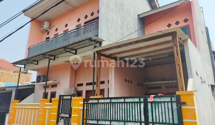 Hunian 2 Lantai Puri Anggrek Depan Kampus Soetomo