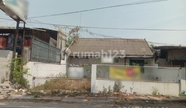 Gudang Sudah Ditembok Keliling Siap Ditempati