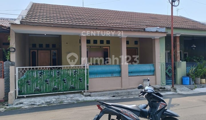 Hunian Bagus Perumahan Permata Ciwaru Dekat Kampus