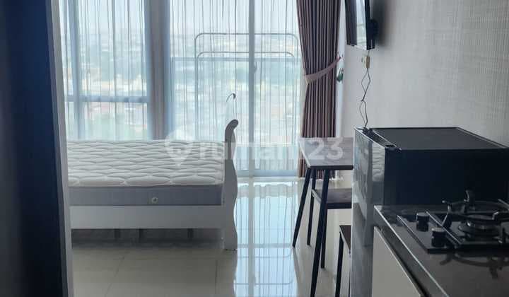 For Quick Sale: Amethys Tower Apartment at Puri Mansion, 18th Floor, West Jakarta