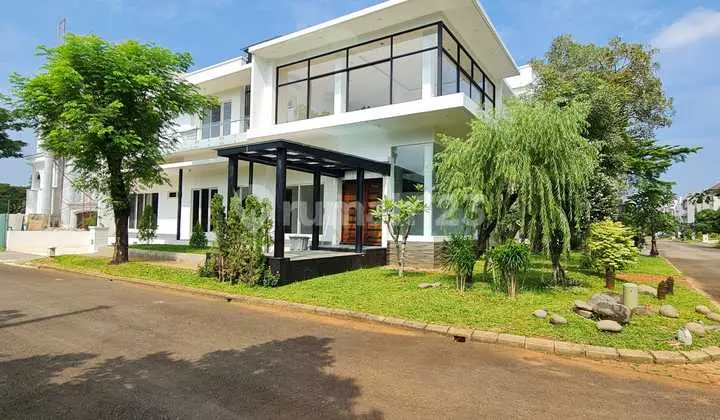 Dijual Cepat Rumah Mewah di The Crown Golf Selatan Phg Gading Serpong