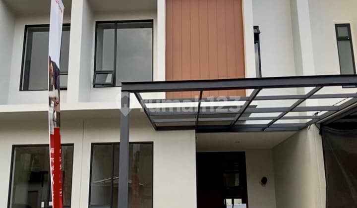 New 2-Story House Strategic Location in Antapani