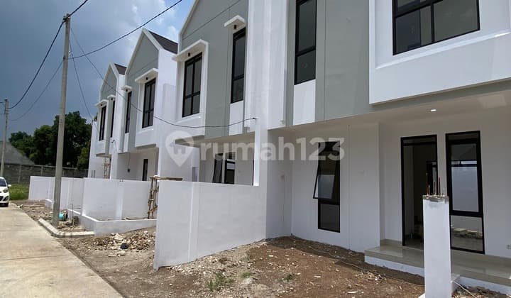 Rumah Baru Di Komplek Perumahan Batununggal