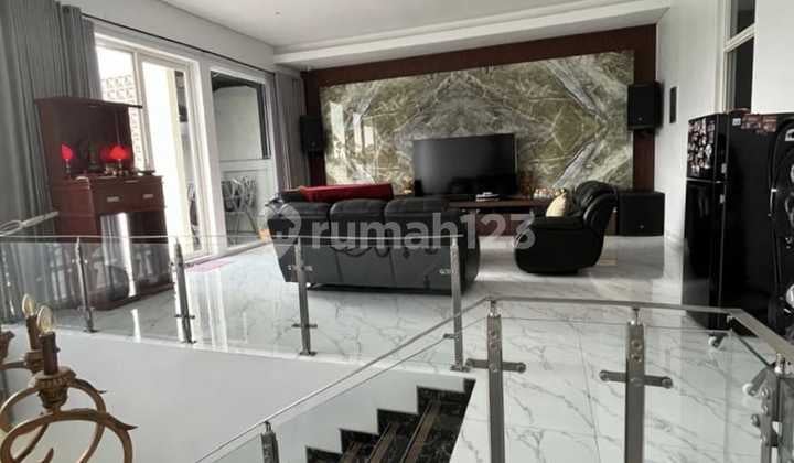 RUMAH MINIMALIS SIAP HUNI Cluster Imperial Golf – Pakuwon Indah