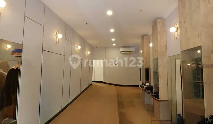For Rent: Neat, Ready-to-Use Shop House in the Preferred Area of Kelapa Gading