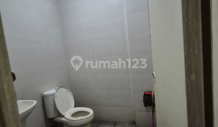 For Rent: Adjacent Shophouse, Can Rent Only One Unit in Sunter