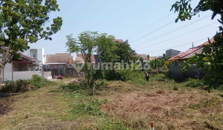 Land Plot for Sale, Suitable for Boarding House or Residence in Gemah Kinijaya