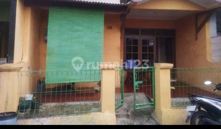 For Sale: Spacious and Affordable House in Perumnas Banyumanik