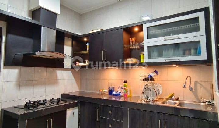 Dijual Rumah Mewah Siap Huni Dekat Simpang Lima di Jl Pleburan