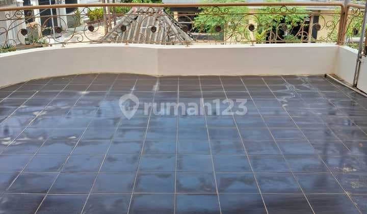 Dijual Rumah 2 Lantai Ready Tengah Kota di Jl Halmahera Semarang Timur