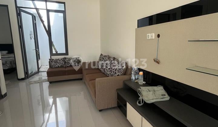 Sewa Rumah Bagus 1 Lantai Minimalis SHM di Taman Kopo Indah