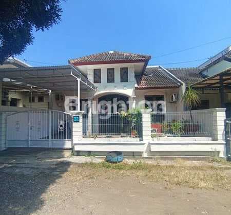 Rumah Dekat Kampus Di Kawasan Elit Dan Bebas Banjir