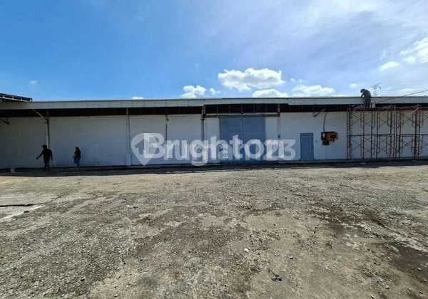 Investasi Strategis! Gudang Premium Pinggir Jalan Raya Siap Pakai