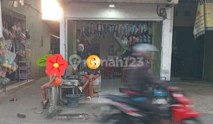 Ruko Dijual di Jalan Raya Sawangan