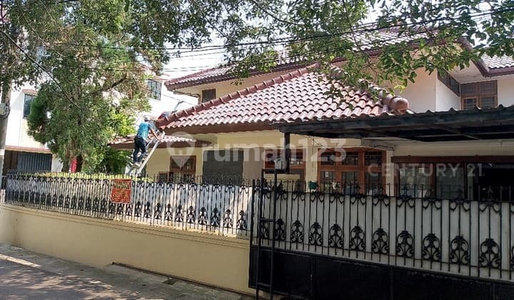 DIJUAL RUMAH CIPETE L.T370m² Hook 8M