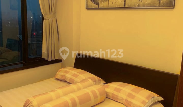 Hamptons Park Apartment Facing Pondok Indah Golf Course, South Jakarta
