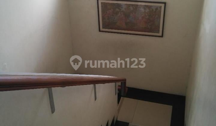 FOR SALE 2-STORY CORNER HOUSE IN CILANDAK, STRATEGIC LOCATION NEAR MRT STATION AND JORR TOLL ROAD