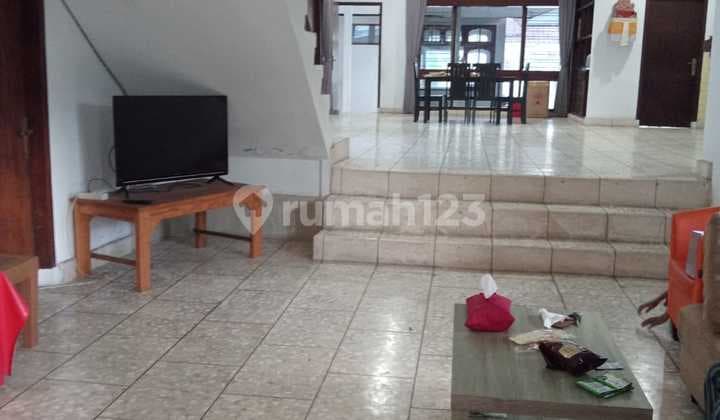 FOR RENT HOUSE ON COKROAMINOTO MAIN ROAD, DENPASAR, SUITABLE FOR BUSINESS