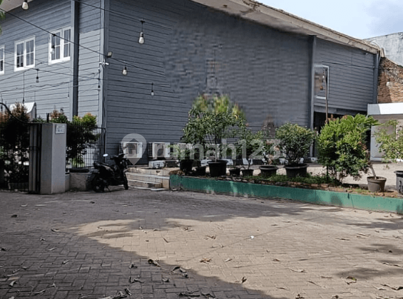 FOR RENT: COMMERCIAL SPACE ON PRAMUKA MAIN ROAD, HIGHLY STRATEGIC