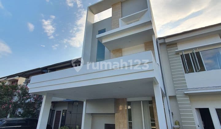 Dijual Rumah 3 Lantai SHM Siap Huni di Catelya Residence, BSD City