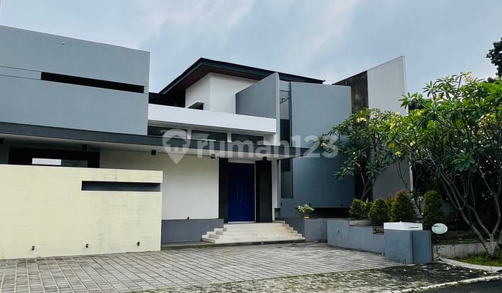 Rumah Bagus di Cluster Emerald Cove, Summarecon Serpong, Gading Serpong, Tangerang