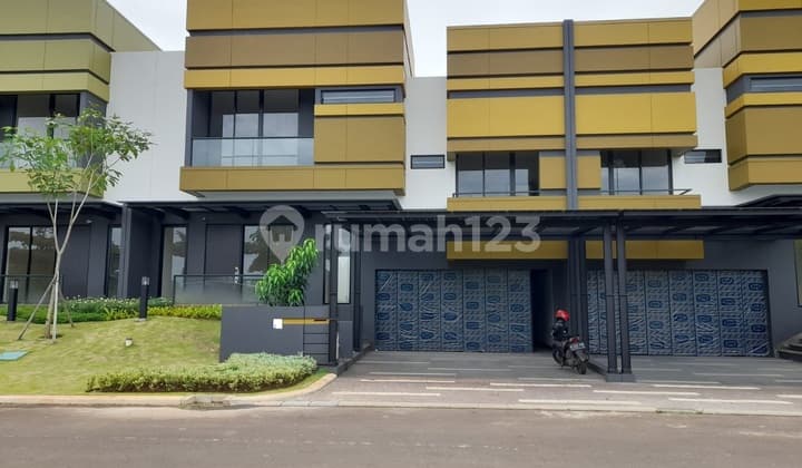 Rumah Bagus di Mozart Symphonia, Gading Serpong, Tangerang