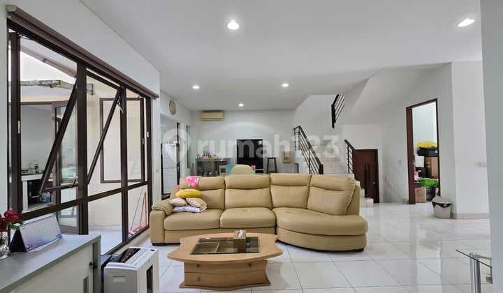 For Sale: 2-Story House with Freehold Title at Greencove BSD City
