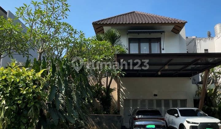 Dijual Rumah 2 Lantai Full Furnished Resort Bali di De Park Cluster Heliconia BSD