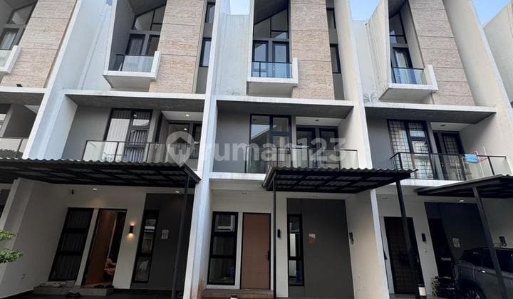 Rumah Terenovasi di Cluster Provence Suites, BSD, Tangerang