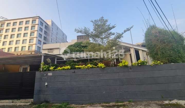 Rumah Modern Minimalis Mewah dan Luas SHM di Ragunan.