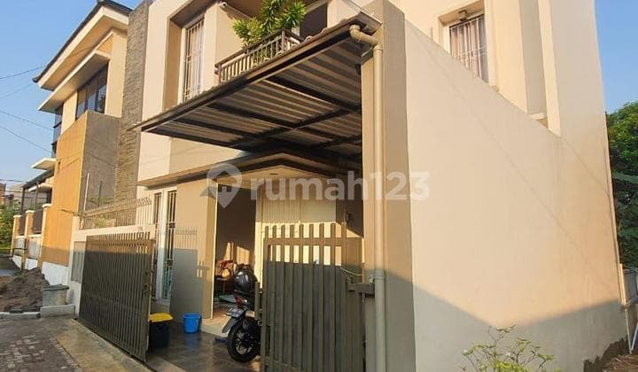 Dijual Rumah Terawat 2Lt Full Furnished Cipayung Jaktim