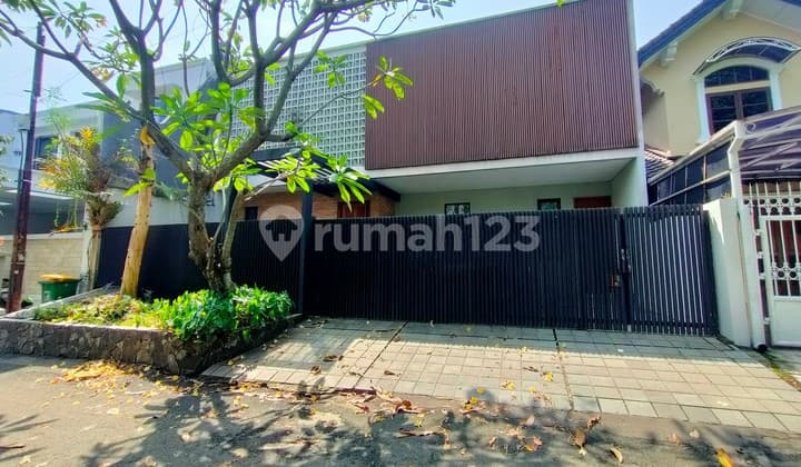 Di Jual Rumah Bagus, Strategis, Aman dan Siap Huni Dalam Perumahan di Lebak Bulus, Jakarta, SHM