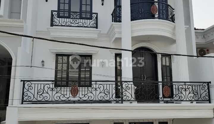 Turun Harga!! Rumah Mewah 3lt American Classic, Modern Siap Huni Di Jagakarsa