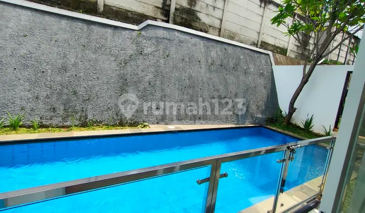 Dijual Rumah di Cilandak 2 Lantai Siap Huni