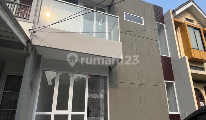 Dijual Rumah 2 Lantai Siap Huni Daerah Karawaci SHM