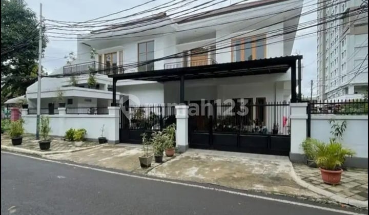 Rumah Minimalis Modern di Pondok Pinang
