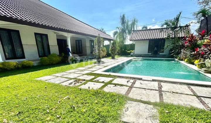 DEFINITELY A DEAL FOR SALE VILLA IN KETEWEL GIANYAR LOCATION